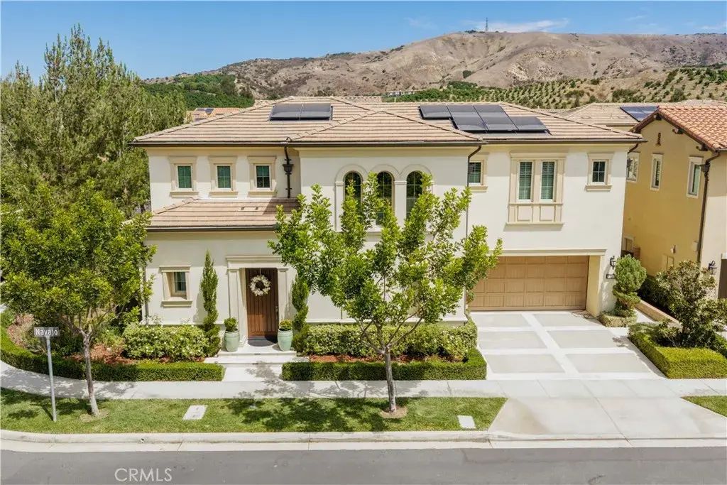 53 Navajo, Irvine