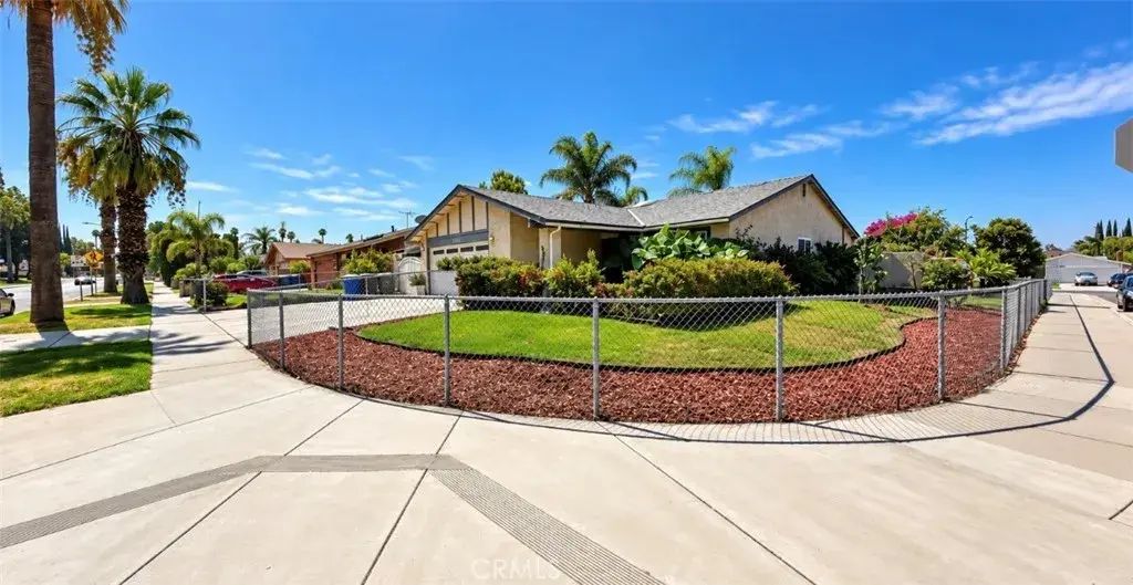 3044 Monroe, Riverside
