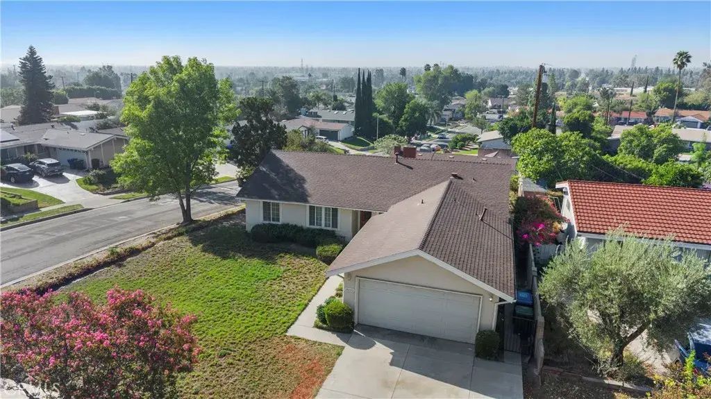 16602 Barneston, Granada Hills