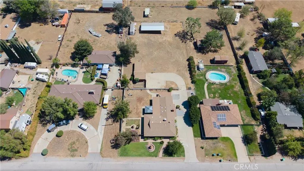 10890 Winesap Avenue, Cherry Valley