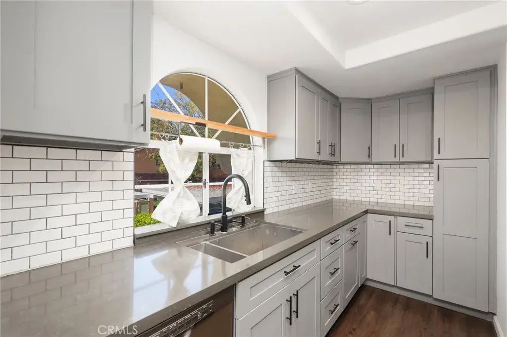 43 Alberti Aisle 348, Irvine