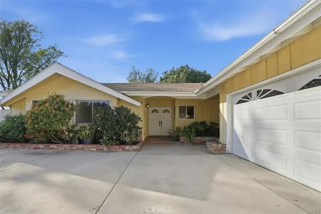 11357 Orcas, Lakeview Terrace