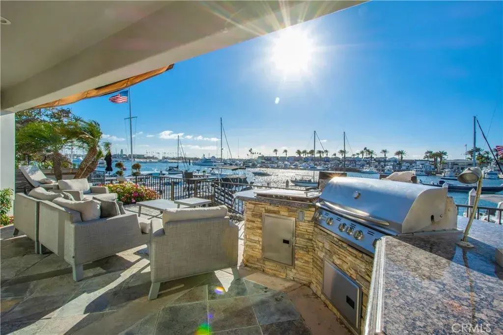 323 Via Lido Soud, Newport Beach