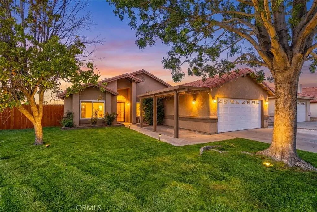 3301 Toby, Rosamond