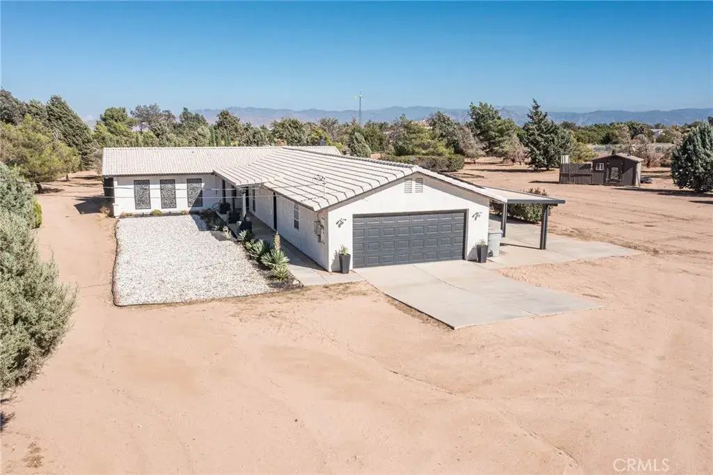 12631 Mesquite Street, Oak Hills