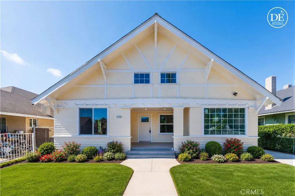 2041 W 29th Place, Los Angeles