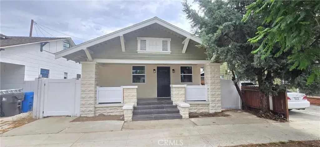 420 Olive, Long Beach