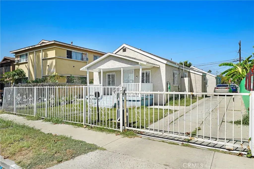 715 E 87th Place, Los Angeles