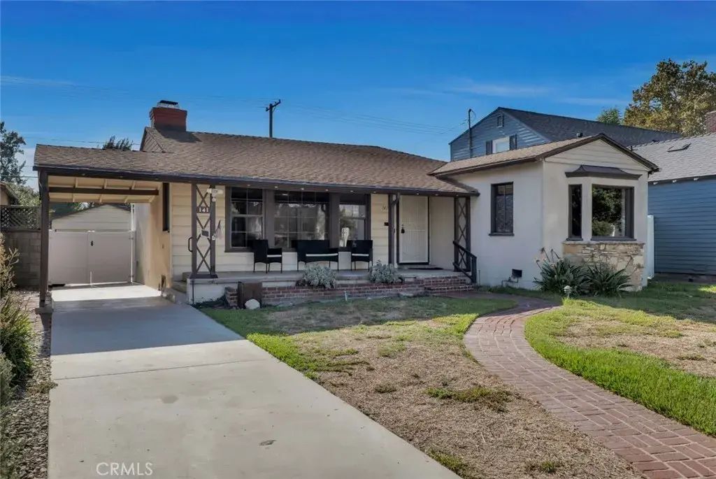 141 S Beachwood Drive, Burbank