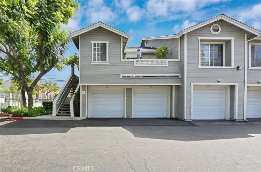 3500 S Greenville, Santa Ana