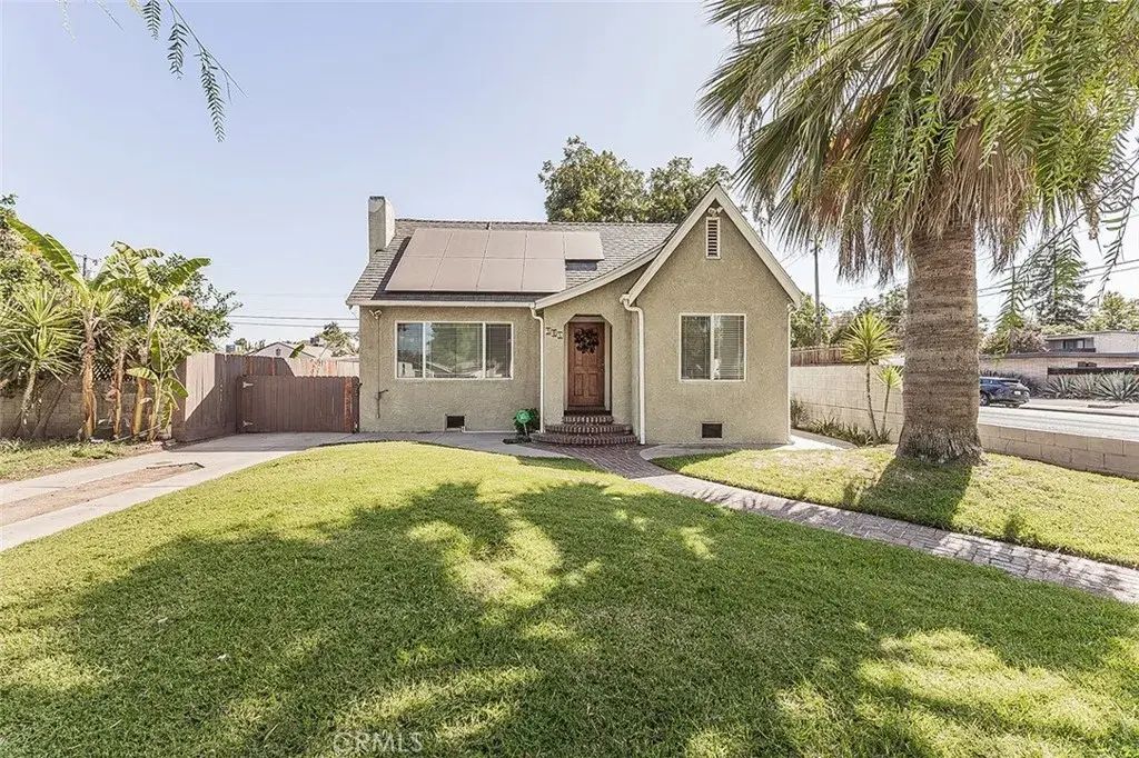 906 E Fountain, Fresno