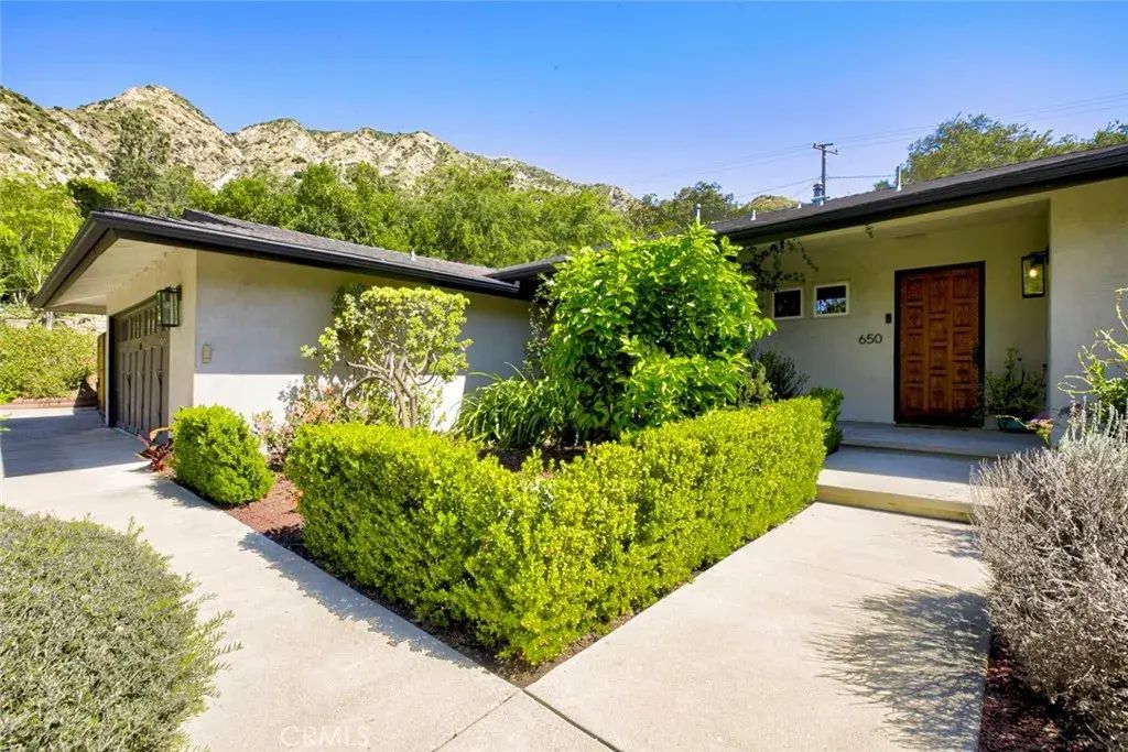 650 Sierra Meadows, Sierra Madre