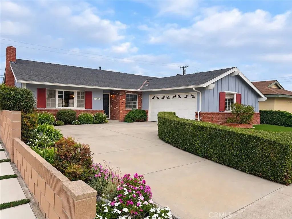 16051 Ballad, Huntington Beach