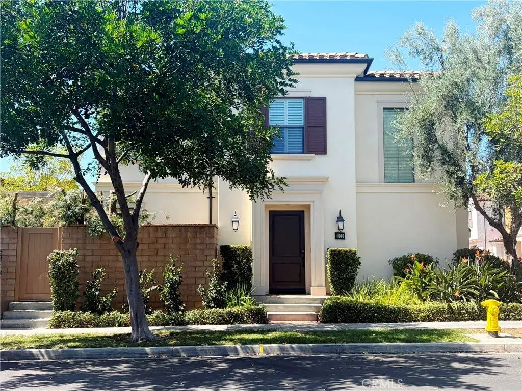 209 Rodeo, Irvine