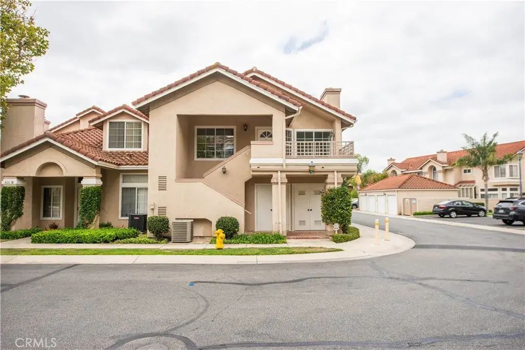 600 Kingswood Lane A, Simi Valley
