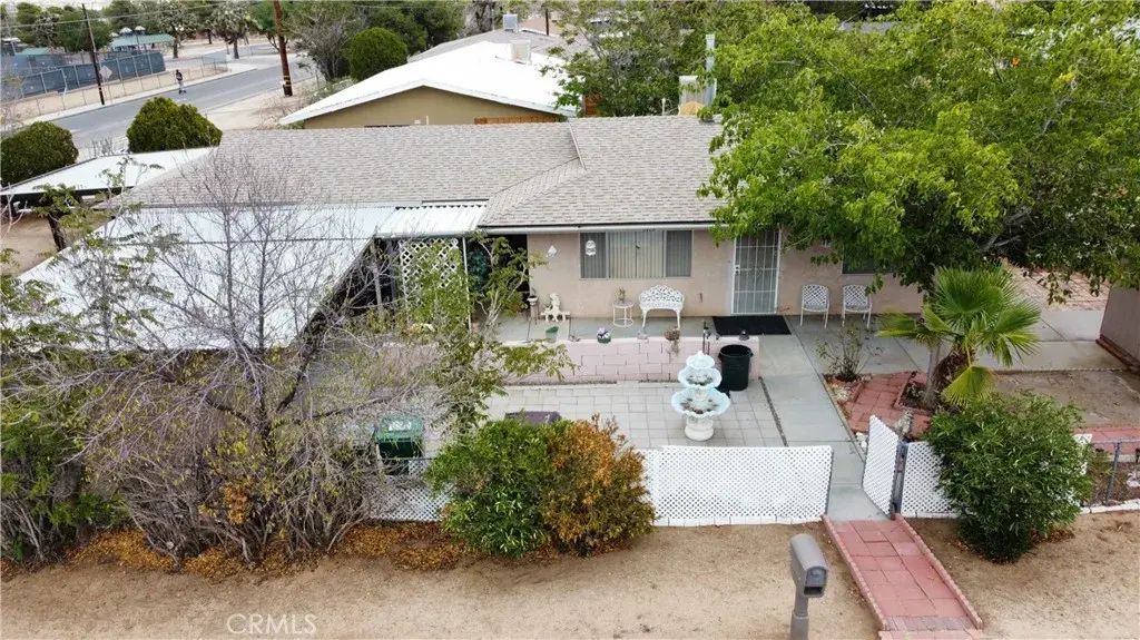 7715 Hopi, Yucca Valley