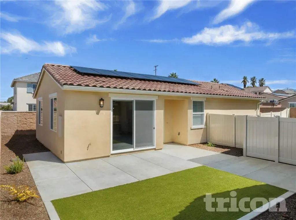1721 Lorraine Drive, Corona