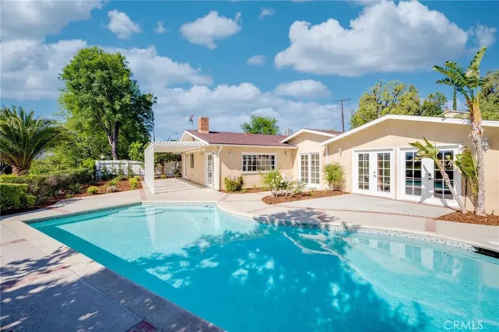 7126 Atheling Way, West Hills