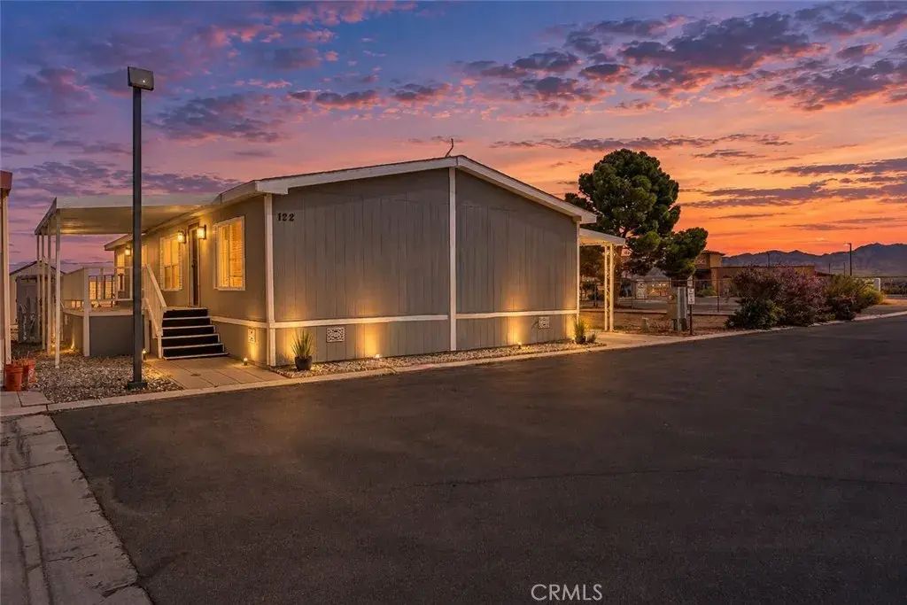 20843 Waalew, Apple Valley