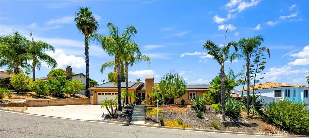 22862 Calcutta, Canyon Lake