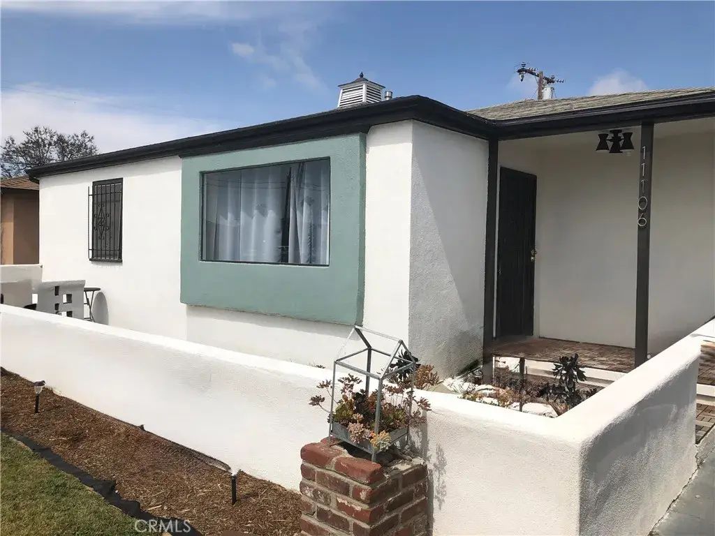 11106 S Harvard Boulevard, Los Angeles
