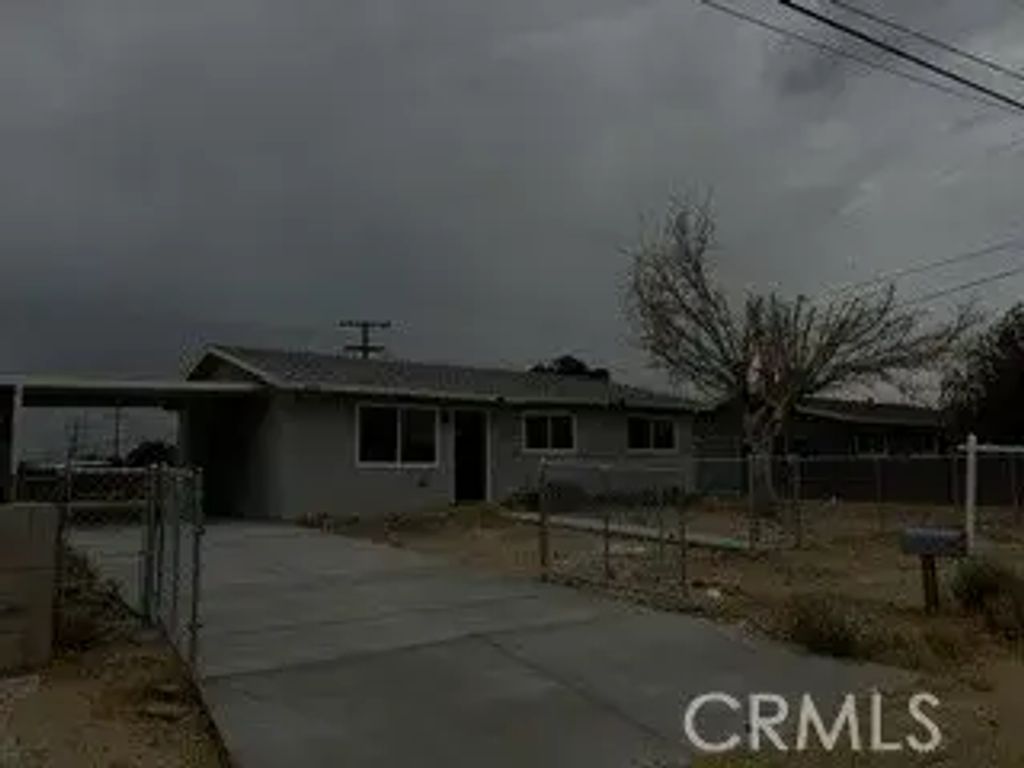 25244 Jade Road, Barstow