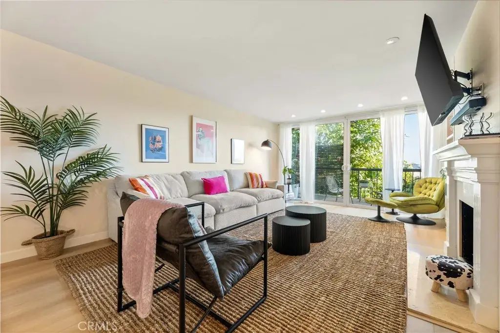 8535 W West Knoll Drive 312, West Hollywood