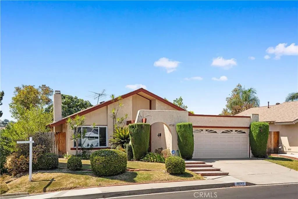 19742 Fernwood Plaza, Yorba Linda