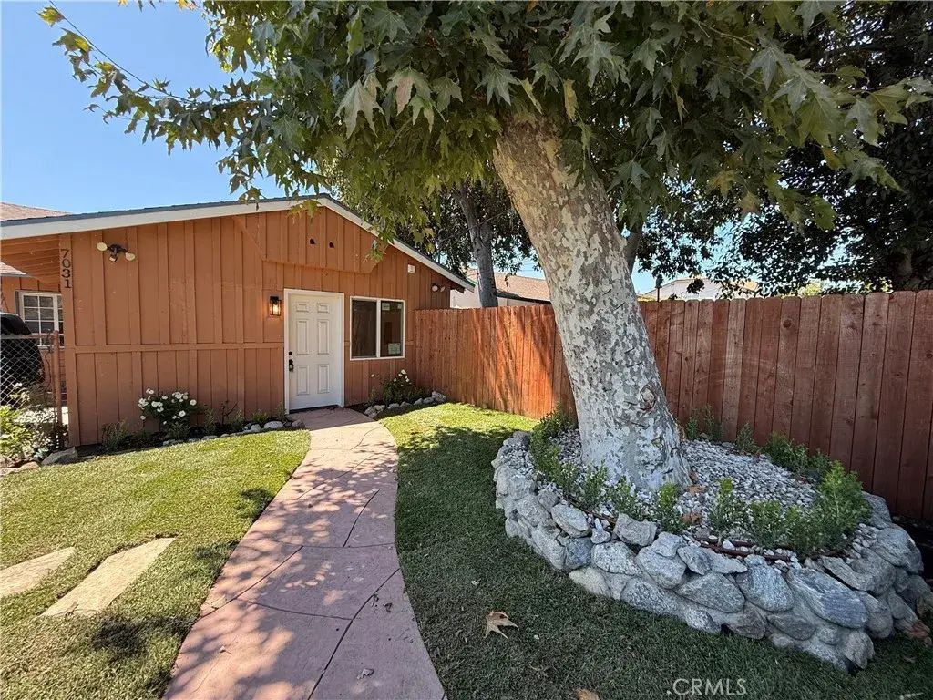 7031 Bellaire Ave, North Hollywood