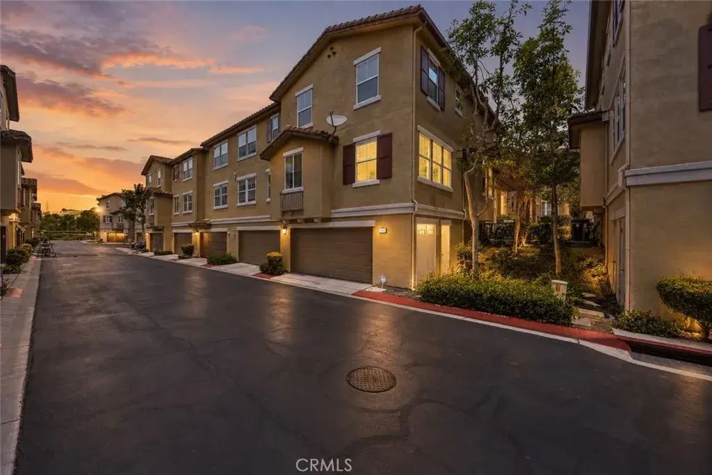 8475 E Kendra Loop, Orange
