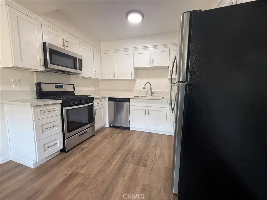 11413 Menlo D, Hawthorne