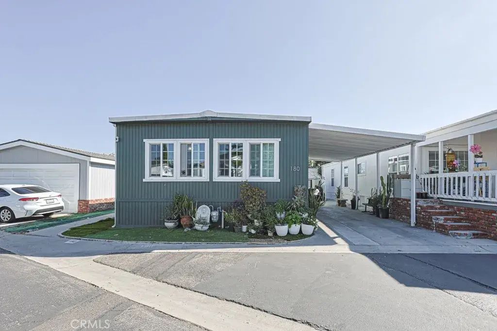 320 N. Park Vista 180, Anaheim