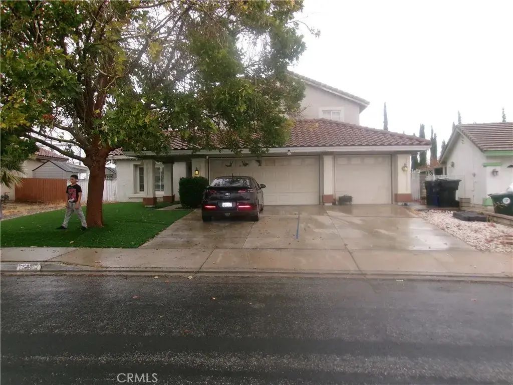 12482 Kirkwood Drive, Victorville
