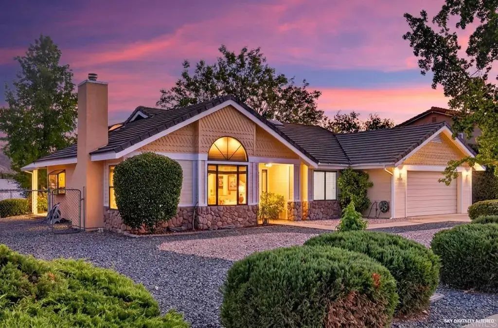 23543 Oriente Way, Ramona