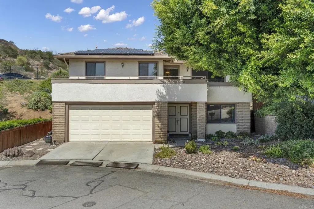 1850 Buckskin Glen, Escondido