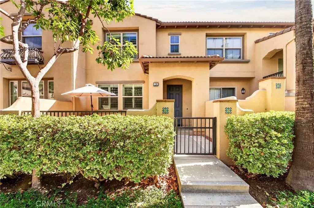 136 Hedge Bloom, Irvine