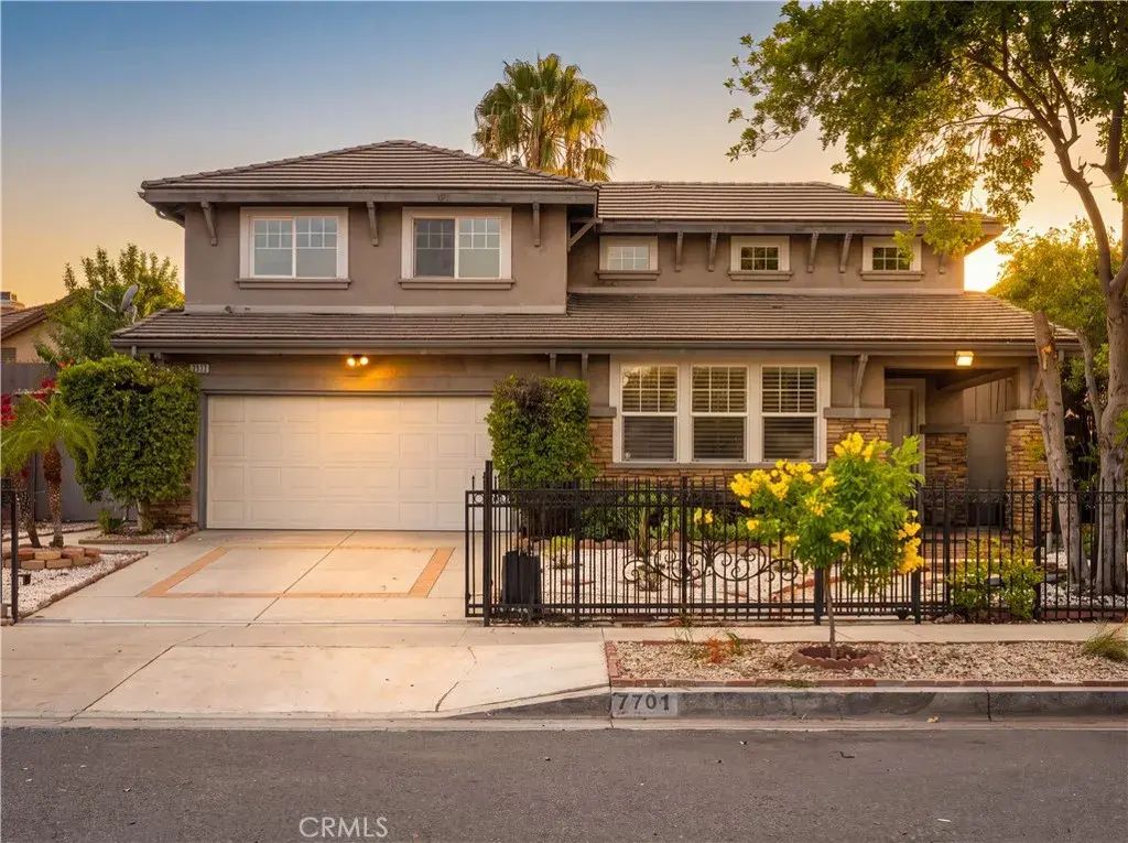 7701 Jordan, Canoga Park