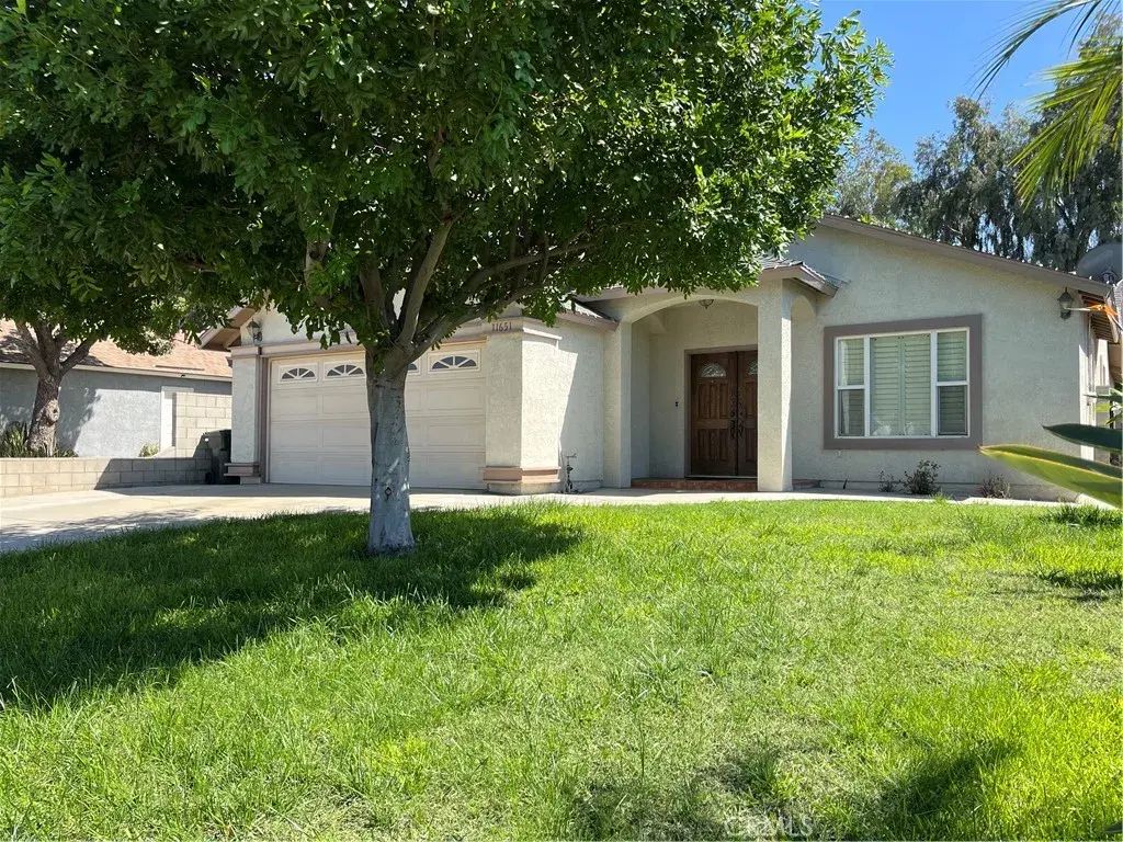 11651 Old Field Avenue, Fontana