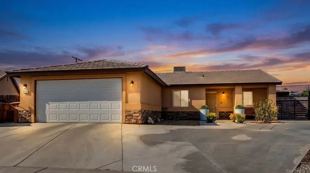 6100 Pizarro, Bakersfield