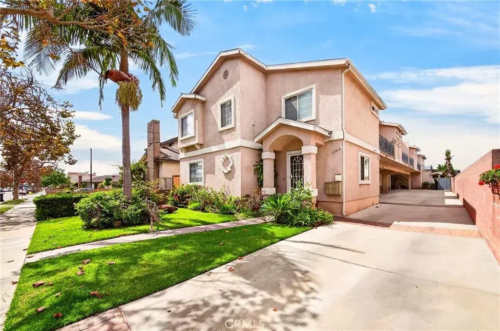 15919 Halldale, Gardena