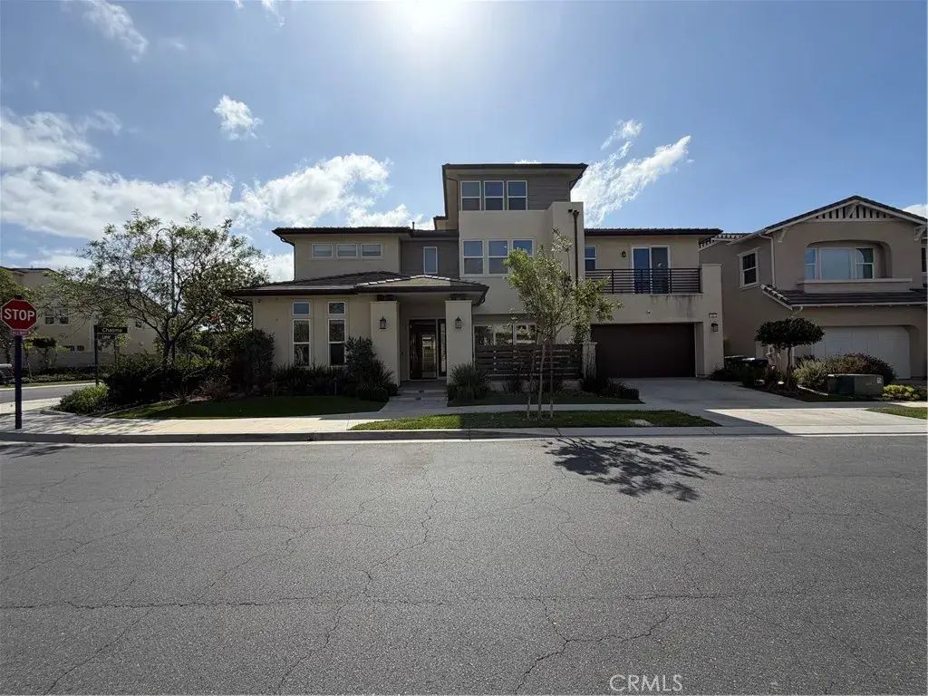 64 Chasma, Irvine