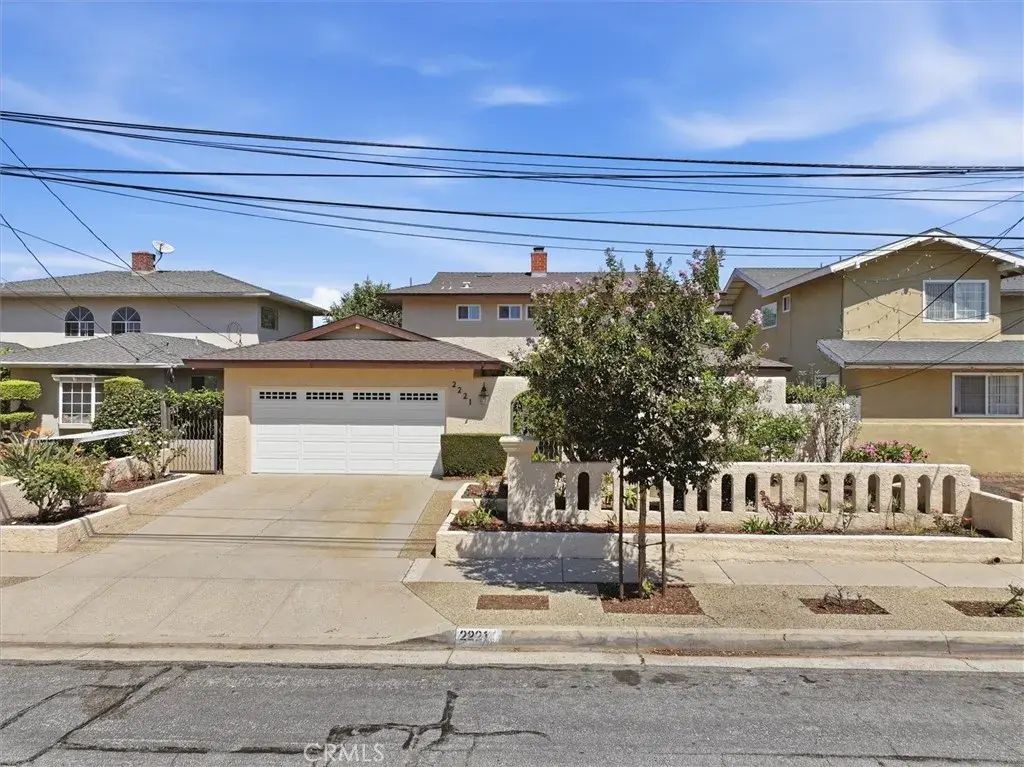 2221 W 239th Street, Torrance
