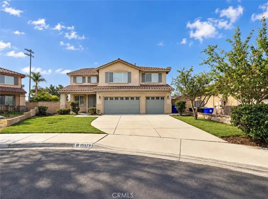 15979 Ludlow, Fontana