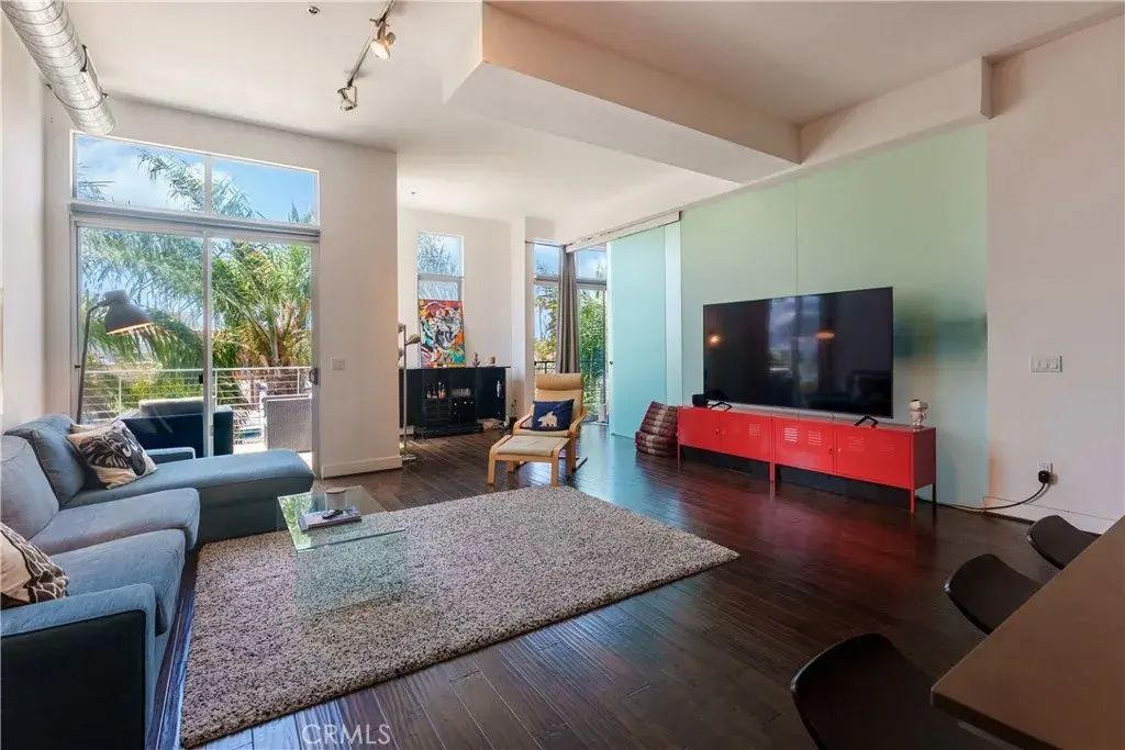 13320 Beach Avenue 301, Marina Del Rey