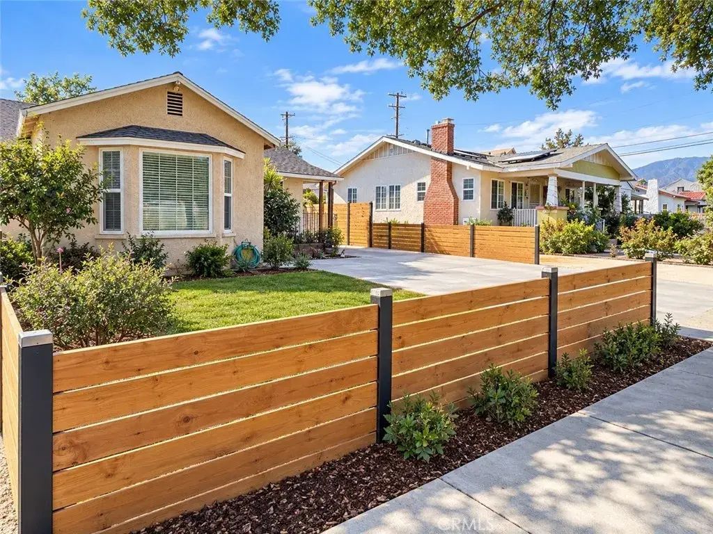 2784 N Mountain View Avenue, San Bernardino