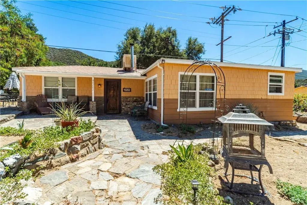 40202 Calle El Clavelito, Green Valley