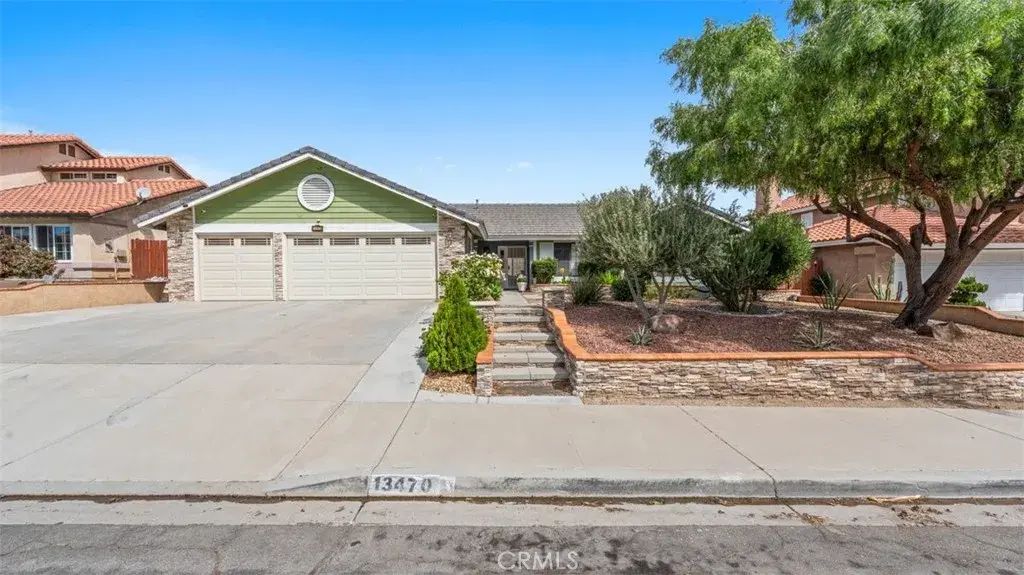 13470 Ironstone Avenue, Victorville