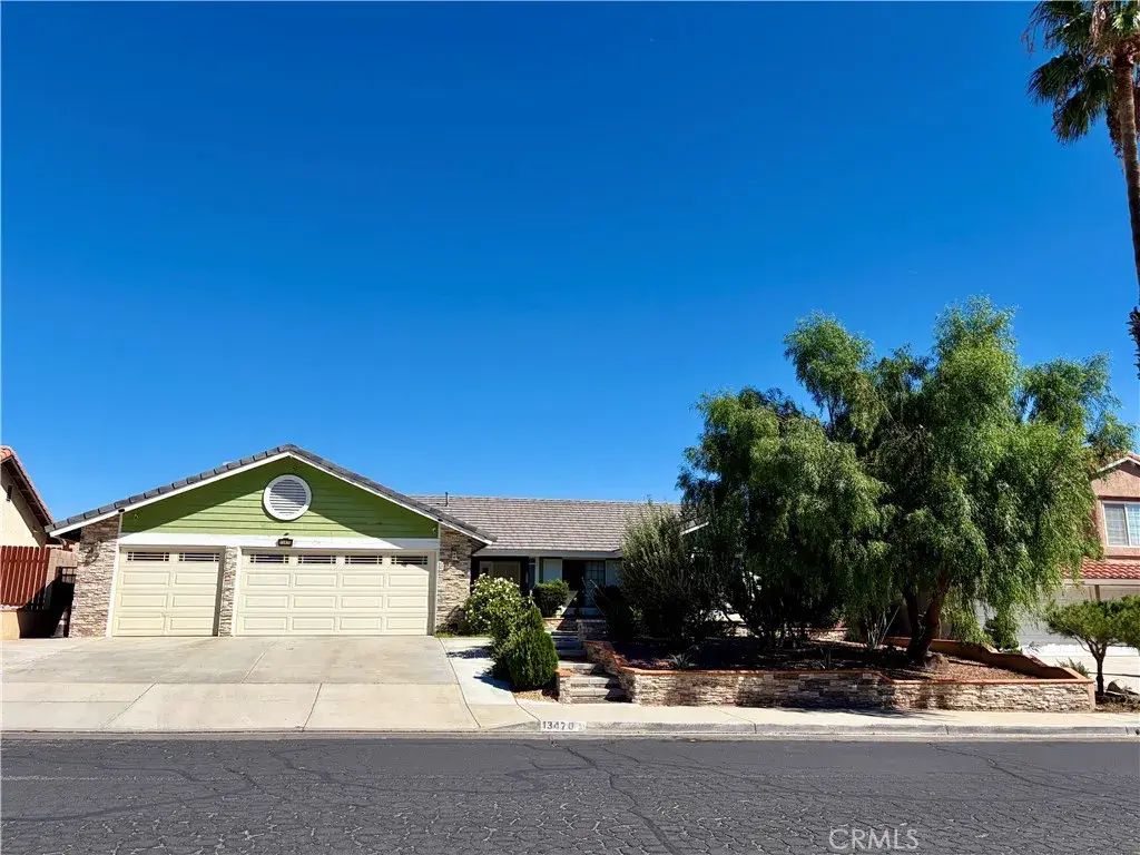 13470 Ironstone Avenue, Victorville