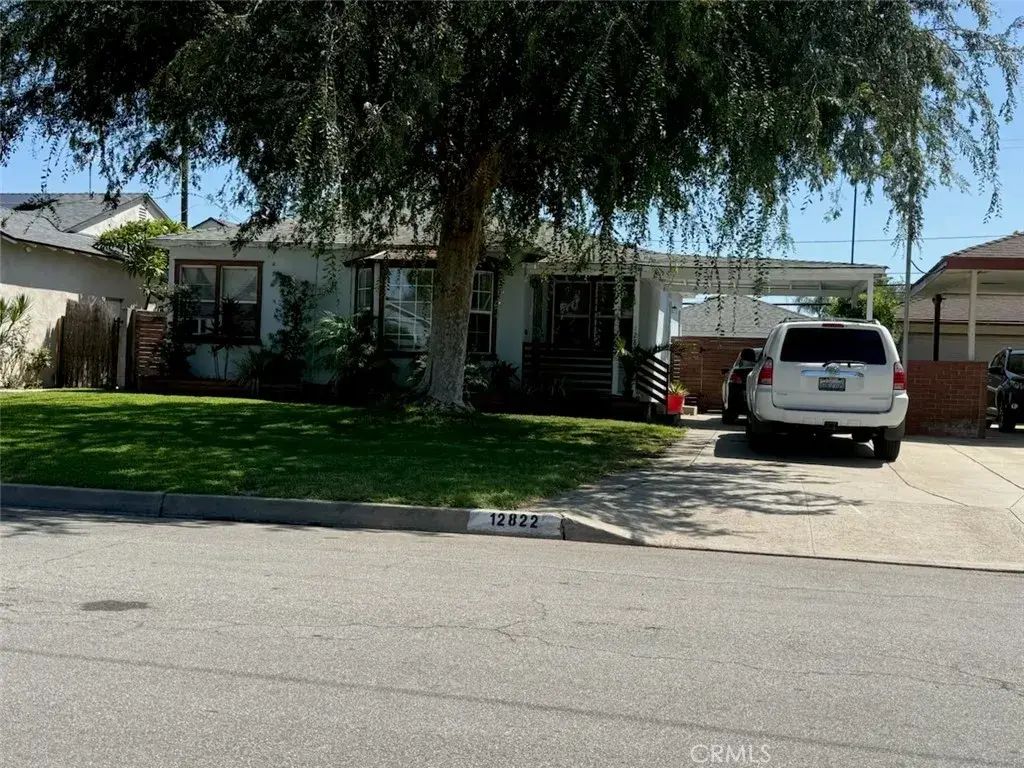 12822 Glynn Avenue, Downey
