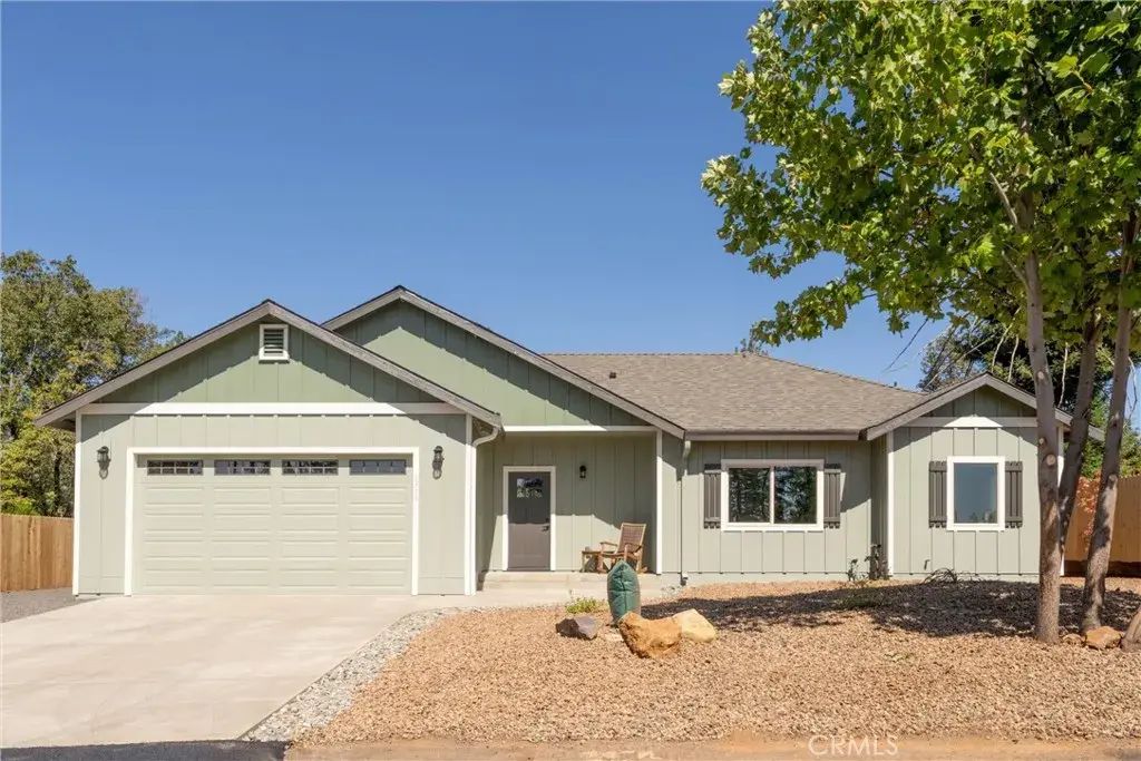 1375 Brill, Paradise
